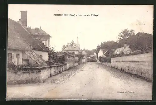 AK Rethondes, Une rue du Village