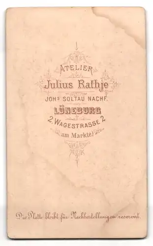 Fotografie Julius Rathje, Lüneburg, Wagestrasse 2, Ältere Dame mit Haube