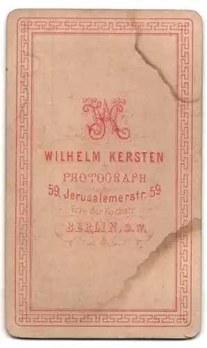 Fotografie Wilhelm Kersten, Berlin, Jerusalemerstrasse 59, Dame mit Hochsteckfrisur