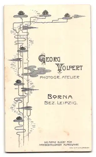 Fotografie Georg Volpert, Borna, Junger Herr im Anzug