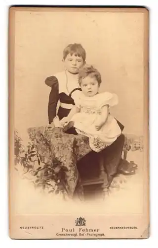 Fotografie Paul Fehmer, Neustrelitz, Kind und Kleinkind in modischer Kleidung