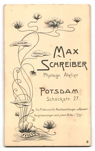 Fotografie Max Schreiber, Potsdam, junger preussischer Soldat in Gardeuniform mit Schützenschnur, Handkoloriert