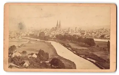 Fotografie Joh, Laifle, Regensburg, Ansicht Regensburg, Blick nach der Stadt mit dem Dom