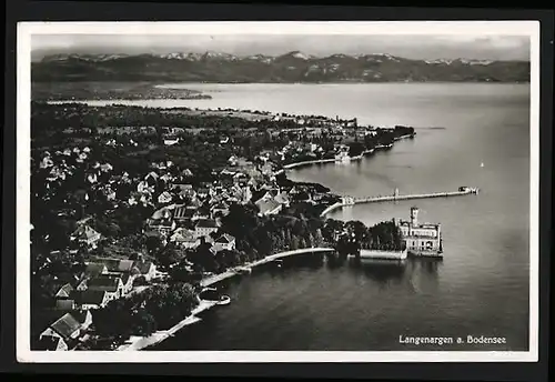 AK Langenargen /Bodensee, Ortsansicht, Fliegeraufnahme