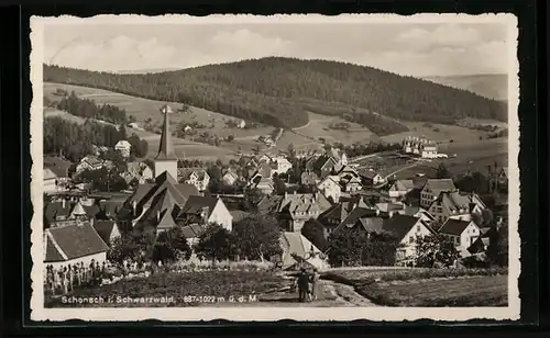 AK Schonach im Schwarzwald, Generalansicht mit der Kirche