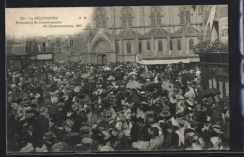 AK La Délivrande, Procession de l`anniversaire du Couronnement, 1907