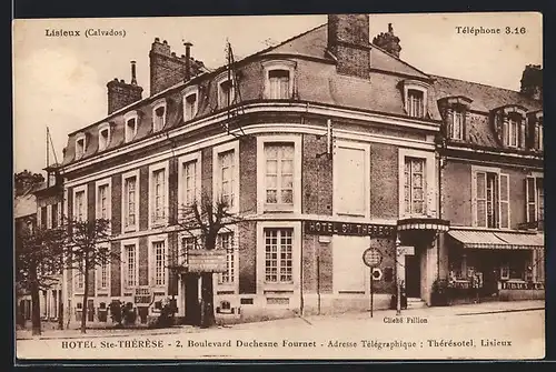 AK Lisieux, Hotel Ste-Thérèse, 2 Boulevard Duchesne Fournet