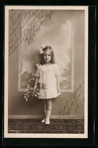 AK Prinzessin von Sachsen-Weimar-Eisenach als Mädchen mit Haarschleife