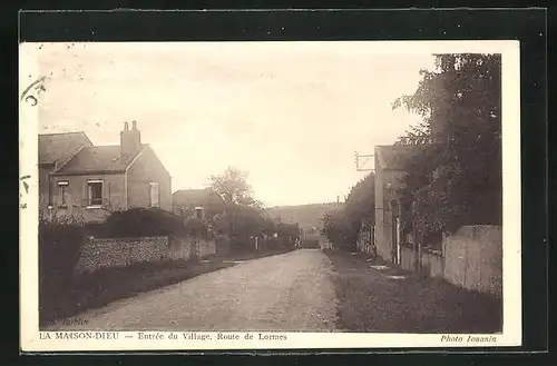 AK La Maison-Dieu, Entrée du Village, Route de Lormes