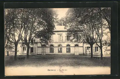 AK Dornecy, La Mairie