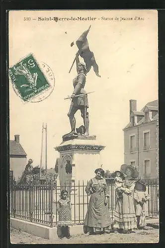 AK Saint-Pierre-le-Moutier, Statue de jeanne d`Arc