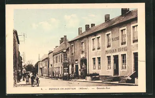 AK Ouroux-en-Morvan, Grande-Rue, Strassenpartie