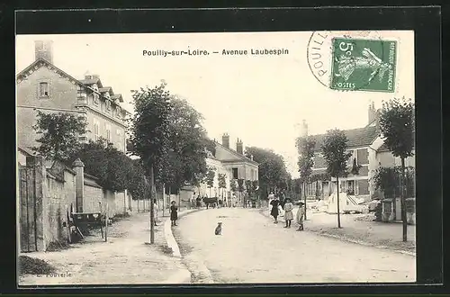 AK Pouilly-sur-Loire, Avenue Laubespin