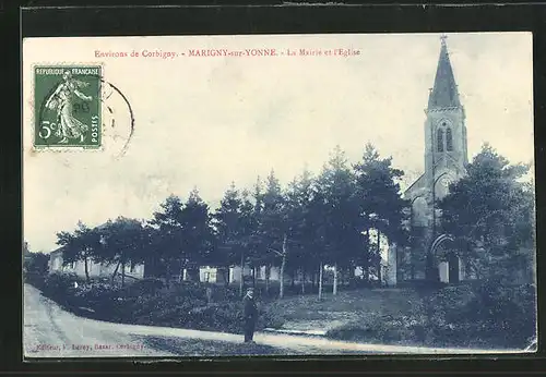 AK Marigny-sur-Yonne, La Mairie et l`Eglise
