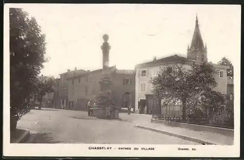 AK Chasselay, Entrée du Village