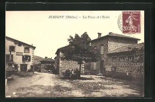 AK Albigny, La Place et l'Ecole