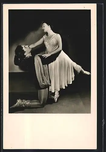 AK Sowjetische Ballett-Tänzer R. Strutschkowa und A. Lapauri beim Tanz des Walzers Träumerei