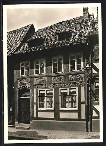 Foto-AK Deutscher Kunstverlag, Nr. 51: Hildesheim, Waffenschmiedhaus aus 1548