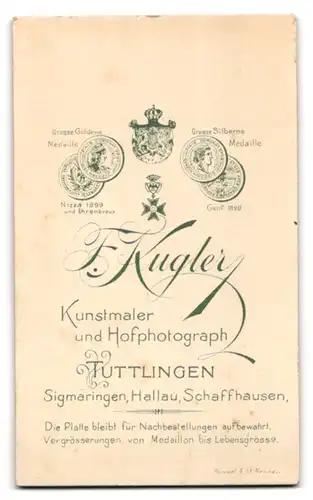 Fotografie F. Kugler, Tuttlingen, Junge Frau mit Dutt im Portrait