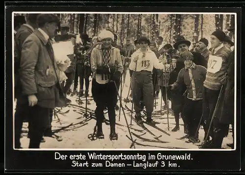 Fotografie unbekannter Fotograf, Ansicht Berlin-Grunewald, 1. Wintersport-Sonntag, Start der Damen beim 3km Ski-Langlauf