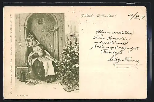 AK Münchner Kindl mit Bierkrug neben verschneiten Tannenbäumen