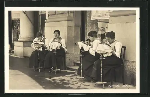 AK Appenzeller, Stickerinnen bei der Arbeit