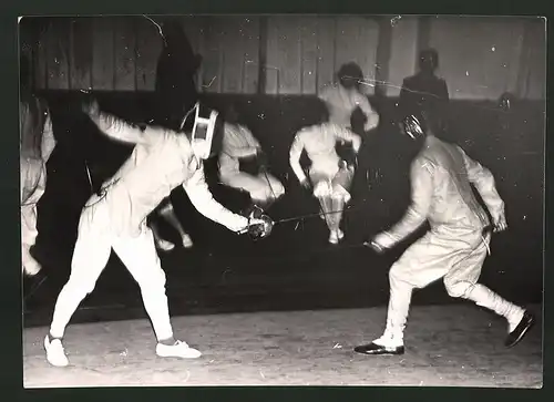 Fotografie Ostmark Mannschaftsmeisterschaft im Fechten, Major Kockert vs Rudi Losert, 1939