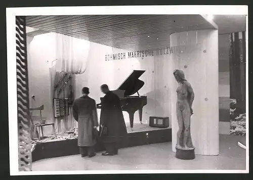 Fotografie Leipzig, Frühjahrsmesse 1941, Böhmisch-Mährische Holzwirtschaft
