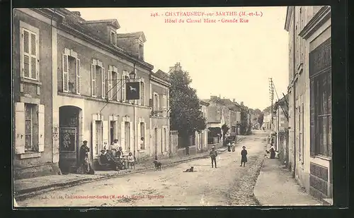 AK Chateaneuf-sur-Sarthe, Hôtel du Cheval Blanc - Grande Rue