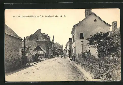 AK Saint-Martin-du-Bois, la Grande Rue