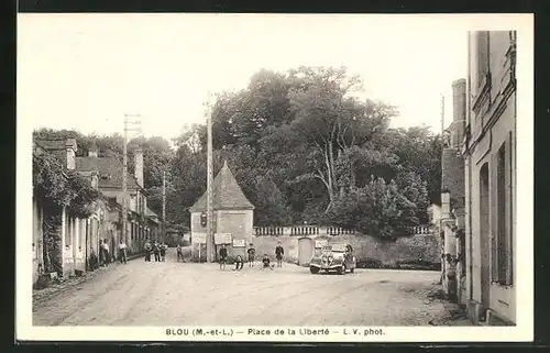 AK Blou, Place de la Libertè