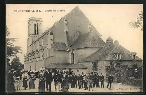 AK Candé, Sortie de Messe