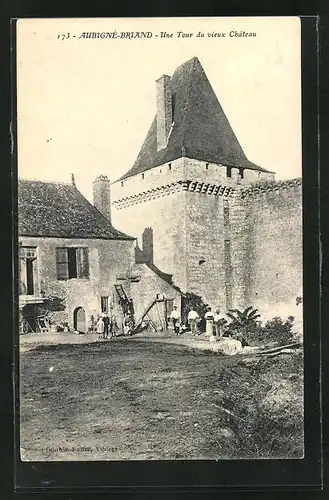 AK Aubignè-Briand, Une Tour du vieux Chateau