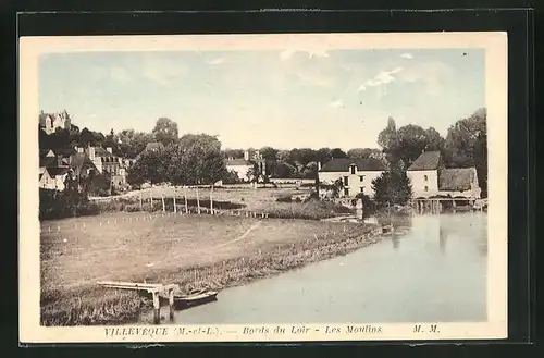 AK Villeveque, Bords du Loir - Les Moulins
