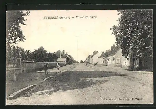 AK Myennes, Route de Paris, Strassenpartie