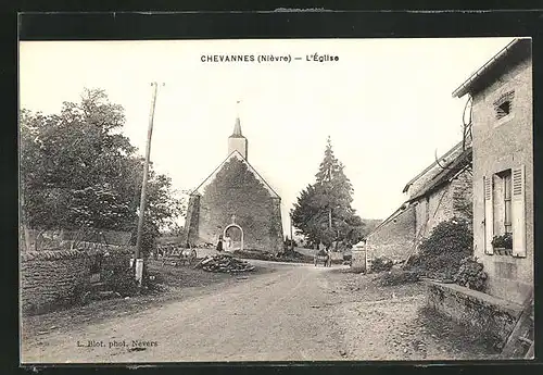 AK Chevannes, L`Èglise, Strassenpartie