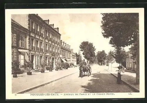 AK Pougues-les-Eaux, Avenue de Paris et le Grand Hotel