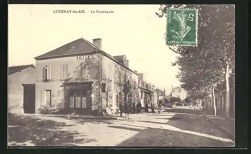 AK Lucenay-les-Aix, la Promenade