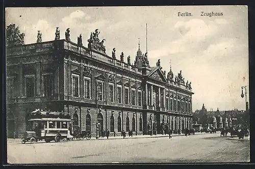 AK Berlin, Partie am Zeughaus mit Omnibus