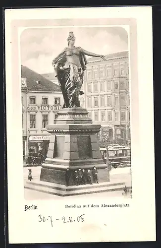 AK Berlin, Berolina auf dem Alexanderplatz mit Geschäft