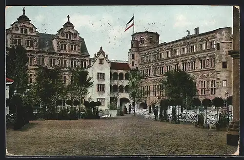 AK Leipzig, Welt-Ausstellung für Buchgewerbe und Graphik 1914, Schlosshof von Alt-Heidelberg