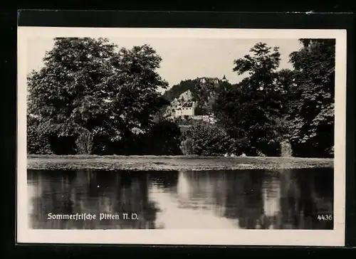 AK Pitten, Ortsansicht vom Wasser aus