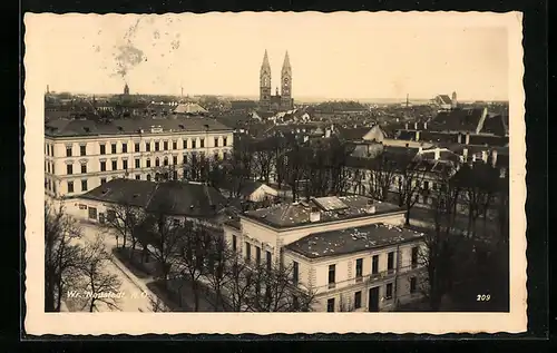 AK Wr. Neustadt, Ortsansicht mit Kirche
