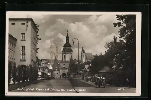 AK Krems a. D., Josef Wichner-Strasse, Uhrentürme