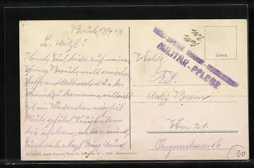 AK Bruck a. d. Leitha, Kirche, Strassenpartie, Österreichischer Soldat in Uniform mit Fahne