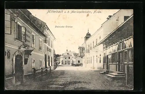 AK Mitterbach /Mariazellerbahn, Strassenpartie mit Blick auf die Steirische Grenze