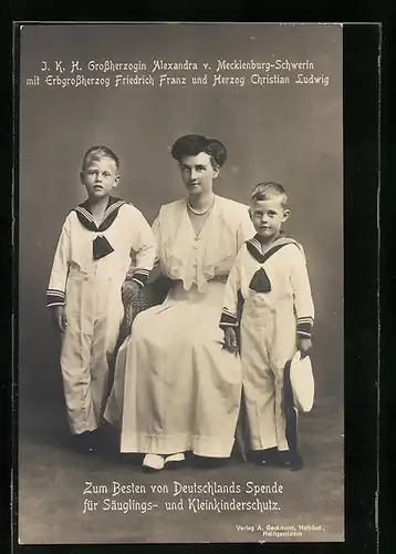 AK Grossherzogin Alexandra von Mecklenburg-Schwerin mit ihren Söhnen Friedrich Franz und Christian Ludwig
