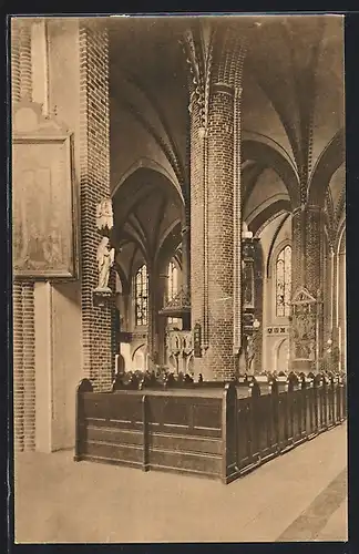 AK Lüneburg, St. Johanniskirche, Querblick vom Nordwesteingange aus