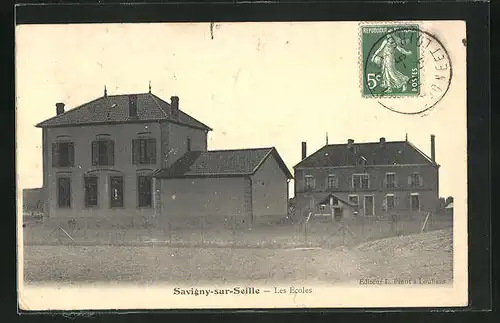 AK Savigny-sur-Seille, Les Écoles