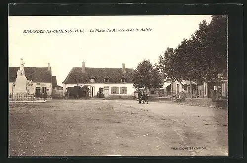 AK Simandre-les-Ormes, la Place du Marché et de la Mairie